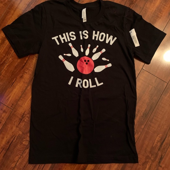 Bowling 🎳 Tee - Picture 3 of 4